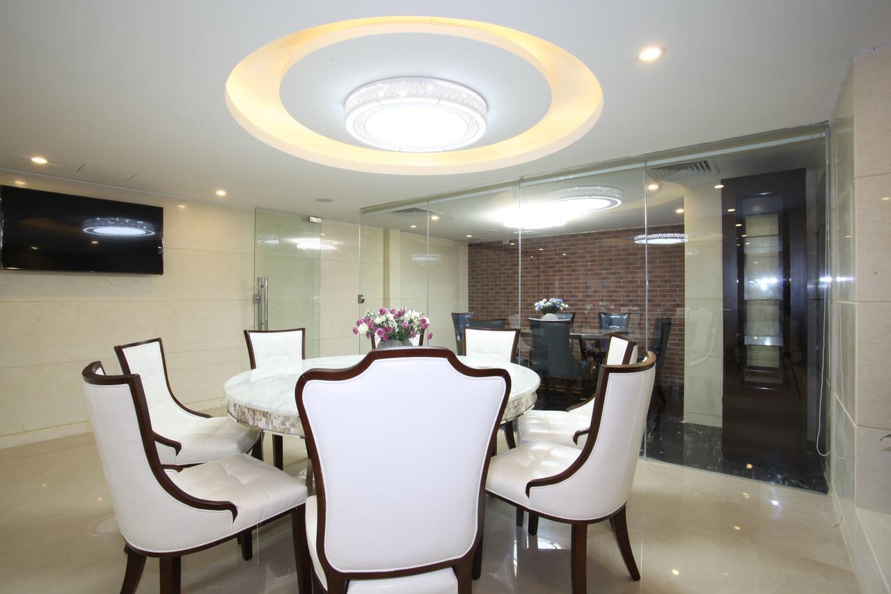 Guangzhou Jin Wan Li Business Hotel מראה חיצוני תמונה
